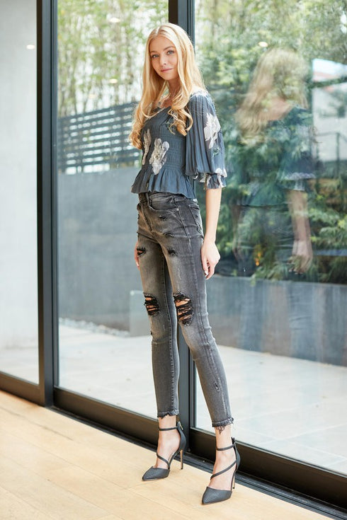 MID RISE SKINNY WITH DESTROY